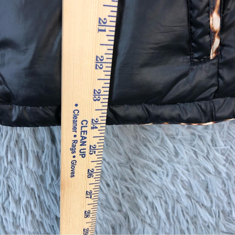 Pink Victorias Secret Jacket Small Black Puffer Full Zip Vest Cheetah Accent - Picture 10 of 12